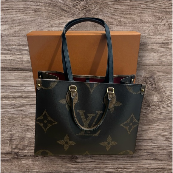 Authentic Louis Vuitton onthego MM reverse - Picture 4 of 16